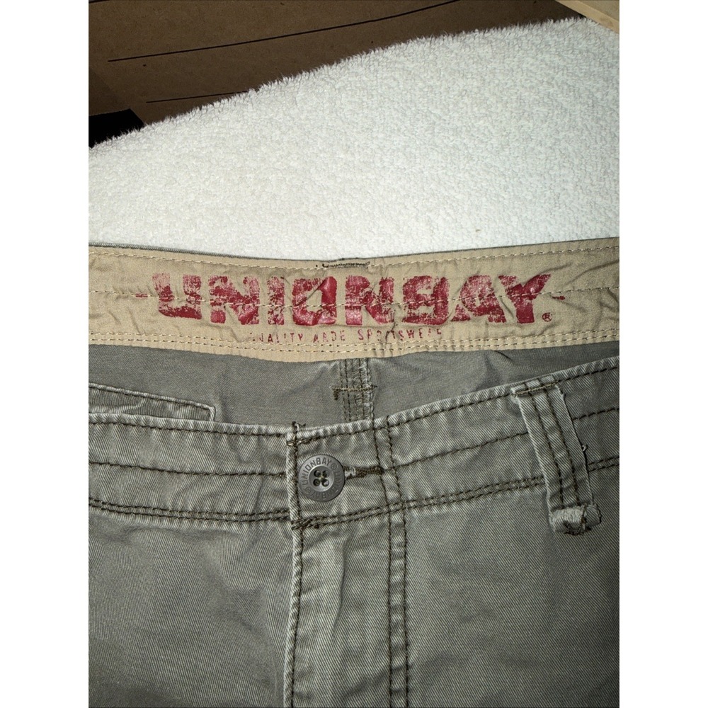 Unionbay Survivor Cargo Shorts Mens Size 42 Olive Khaki 90s Grunge Y2K - Picture 6 of 7